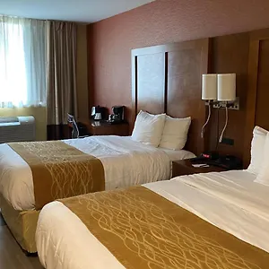 Hotel Ramada By Wyndham Times Square West, New York